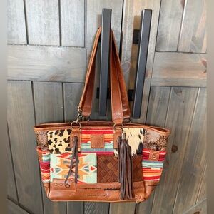 STS Ranchwear Multicolor Shoulder Bag